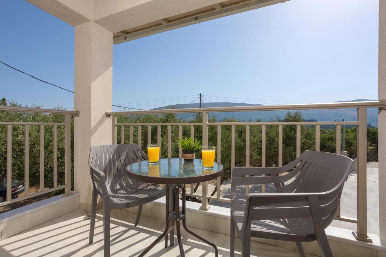 Villa Olivea Kalpaki  Exteriör bild